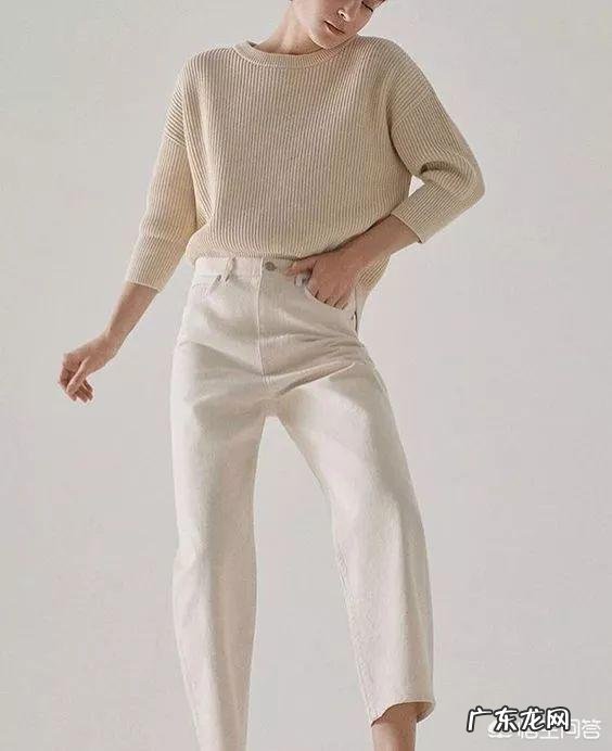 2019秋季什么极简成熟风搭配，才能提升气质？