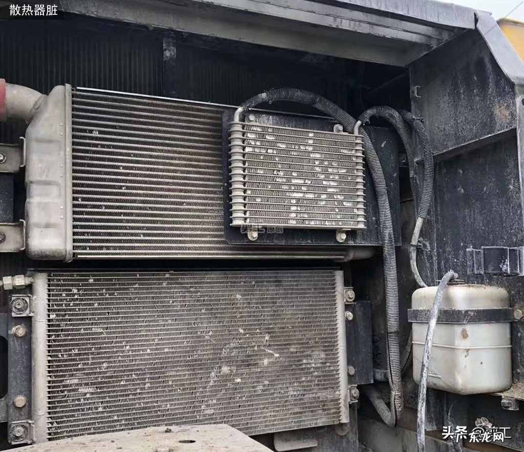 挖掘机日常维护保养内容包括 挖机保养一次大概多少钱