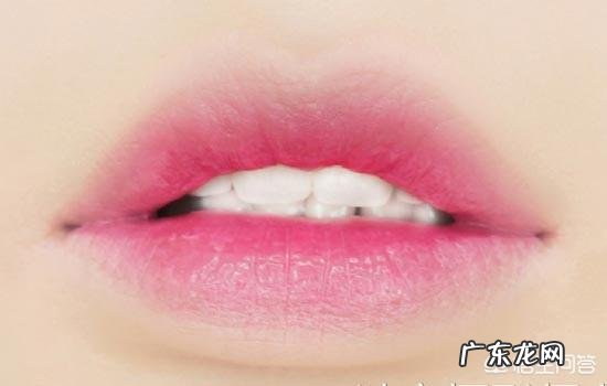 怎样化好咬唇妆呢?