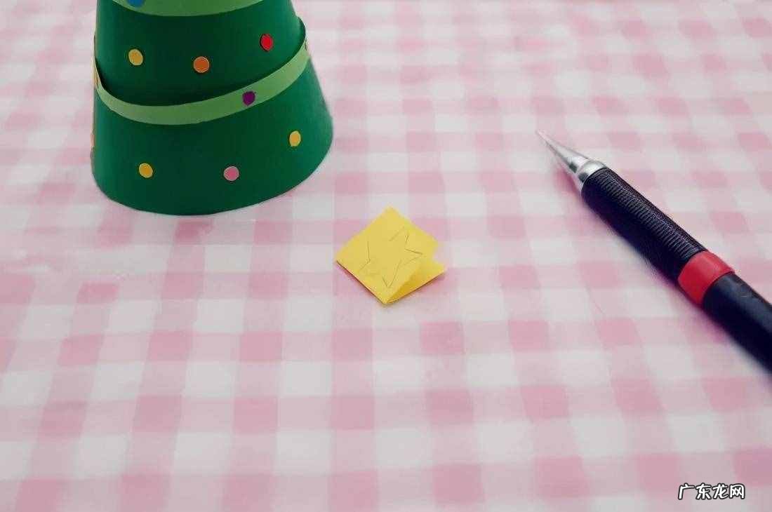 7款圣诞树手工制作教程 圣诞树手工制作方法折纸