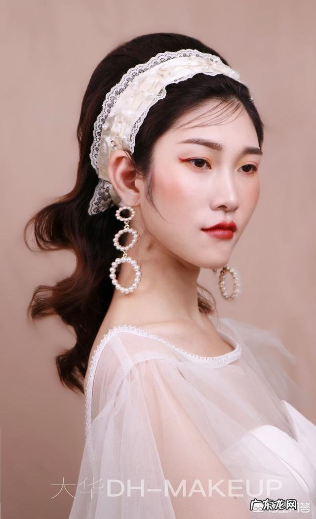 学化妆大概都学什么?