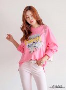 室内摄影，模特穿红衣服，摄影师要注意什么？