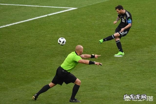 梅西罚丢点球,阿根廷世界杯首战1-1平冰岛,怎么看待梅西的表现?