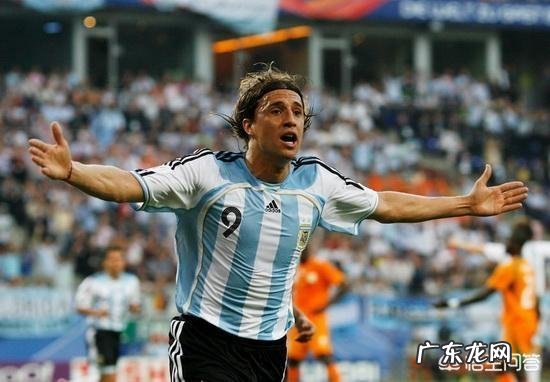 梅西罚丢点球,阿根廷世界杯首战1-1平冰岛,怎么看待梅西的表现?