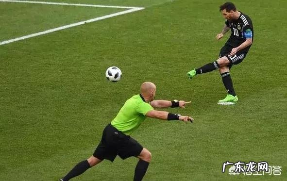 梅西罚丢点球,阿根廷世界杯首战1-1平冰岛,怎么看待梅西的表现?