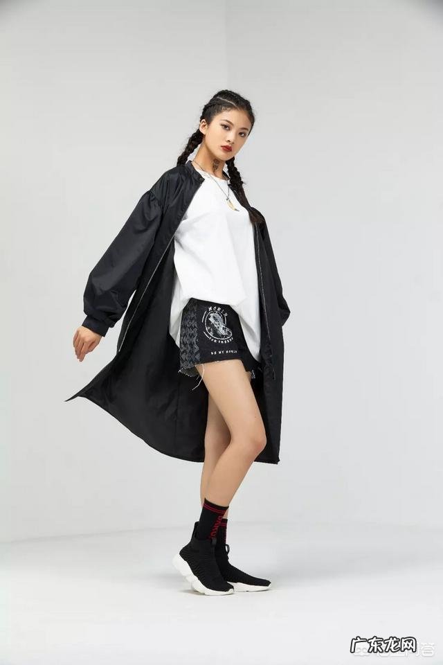 春末初夏搭配什么衣服比较时尚?