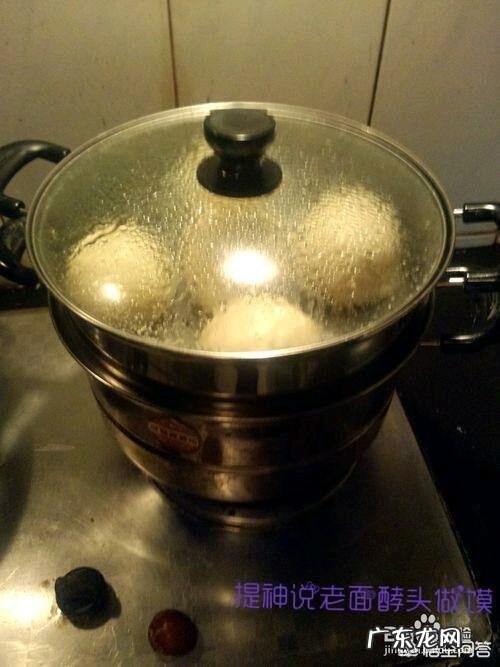 为什么有时候吃一个冷的或常温的馒头就饱了,但是吃了一个热的馒头却没够,原因是什么?