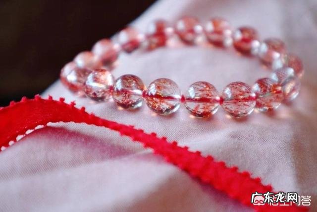 太阳石的功效与作用有哪些?适合女生佩戴吗?