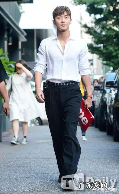 皮带怎么搭配好看?