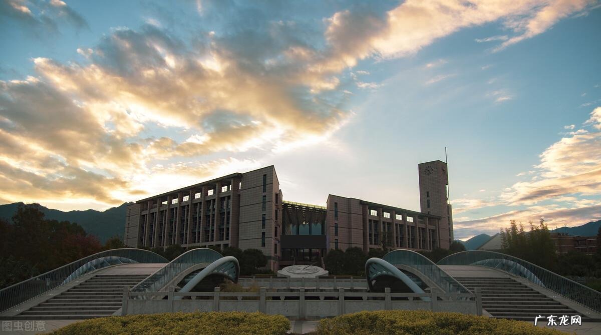 普通二本土木工程毕业月收入 二本土木工程就业前景怎么样