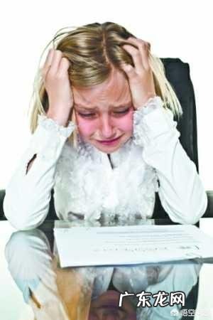 某学校年薪30万招聘班主任的面试题:有学生考试砸了要跳楼,如何解决才能脱颖而出?