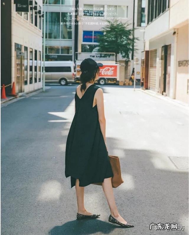 穿什么样的平底鞋显腿长?