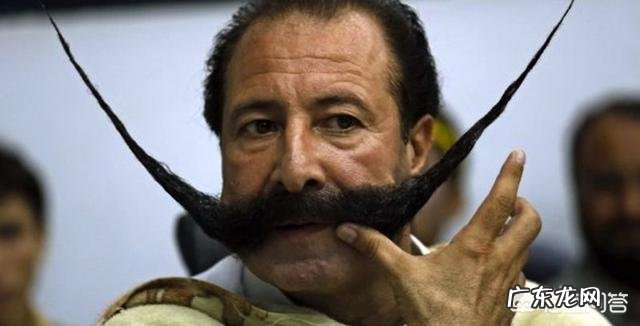 为什么感觉古人的胡子比现代人浓密？