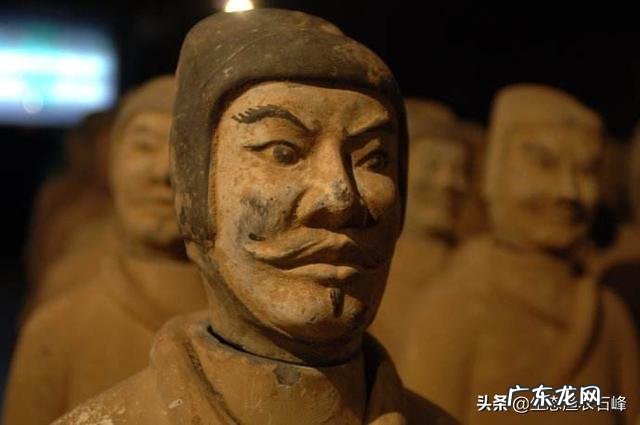 为什么感觉古人的胡子比现代人浓密？