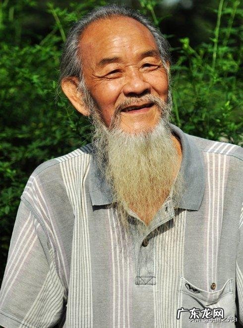 为什么感觉古人的胡子比现代人浓密?