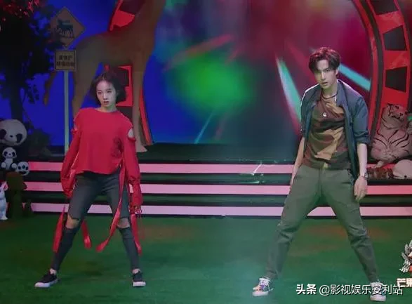 为什么说何炅比李易峰王一博华晨宇面对绯闻更淡定?