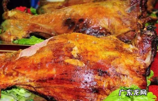 烤全羊带皮还是不带皮 烤全羊带皮吗