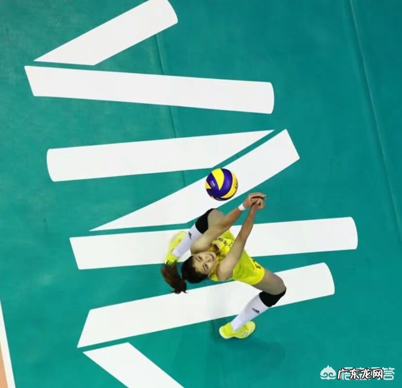 中国女排世联赛巴西站两战皆没遭重创,输球原因怪球员还是教练?您想说点什么吗?