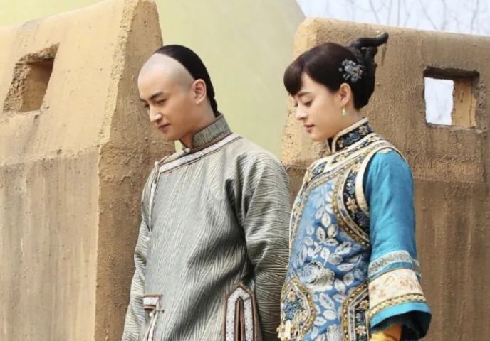 《那年花好月正圆》周莹与《大宅门》二奶奶你更喜欢谁?