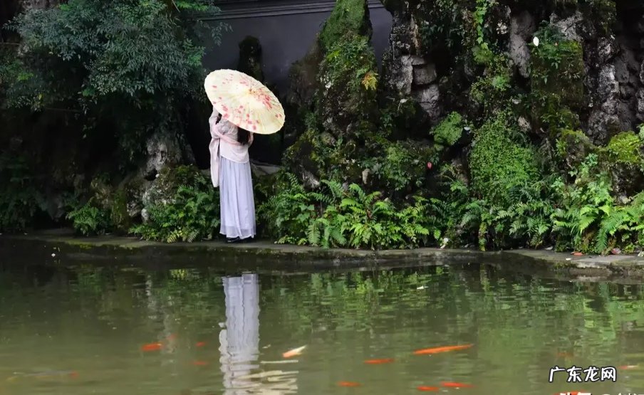 “白衣卿相”柳永对宋词的贡献有什么?他只是一个寻花问柳之人吗?