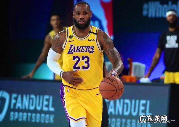 为什么魔兽麦基史密斯等人在詹姆斯身边能够嘻嘻哈哈打快乐篮球?