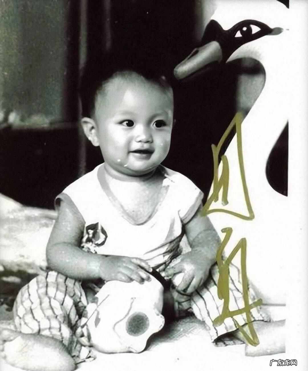 周一围女友名单 周一围女助理事件