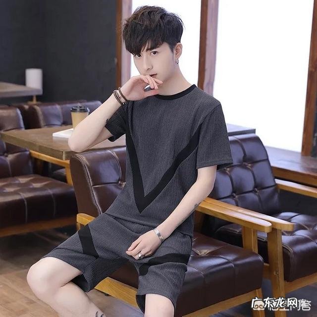 三四十岁男人夏天的穿那类衣裤合适?