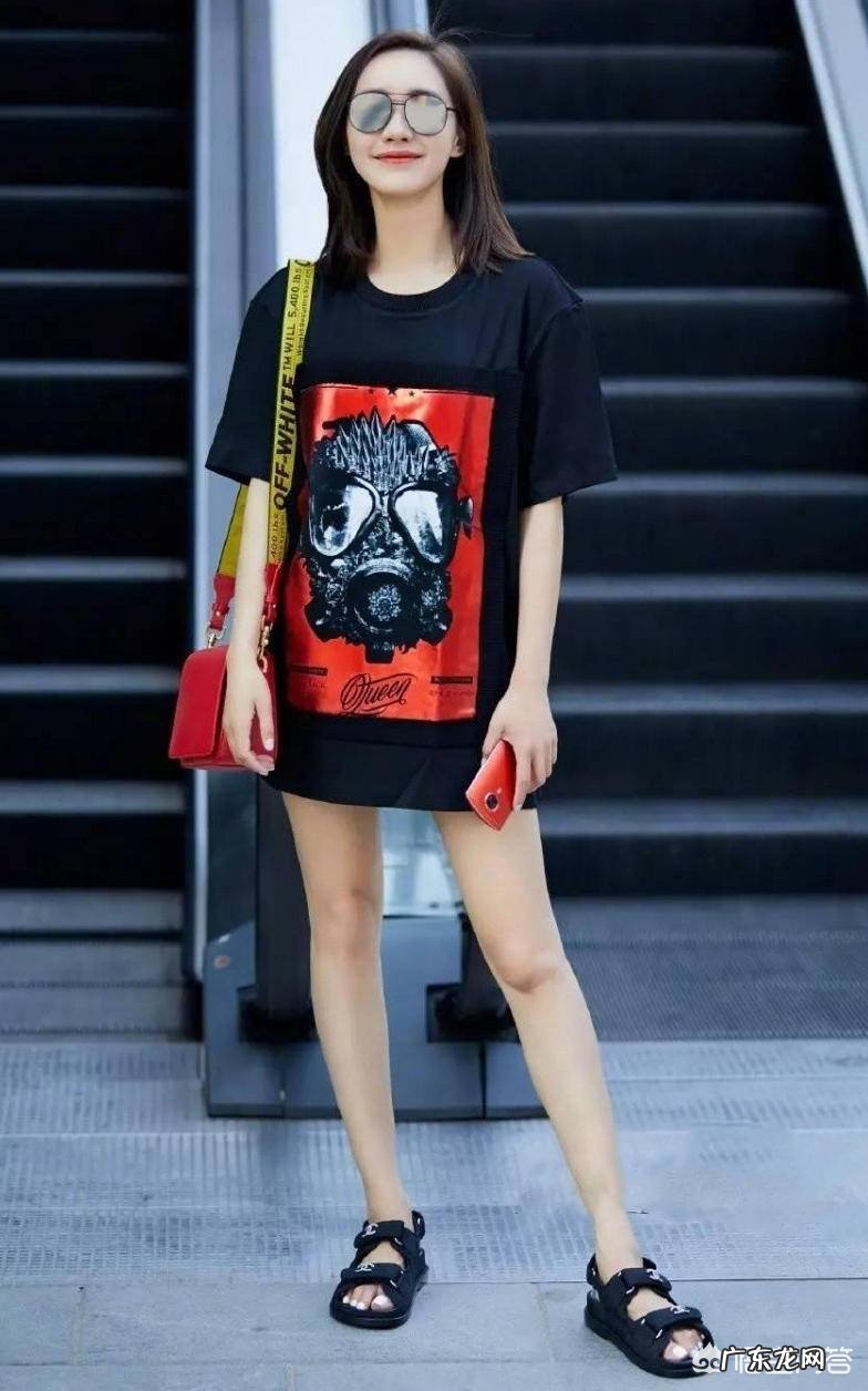 中长T恤怎么穿得潮?