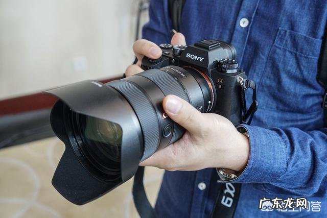 职业摄影师会用微单拍人像吗?模特会不会,觉得摄影师用微单就“不正规”了呢?