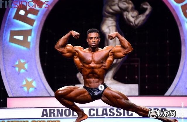 为什么以前的健美运动员多是真空腹,现在都是八块腹肌?