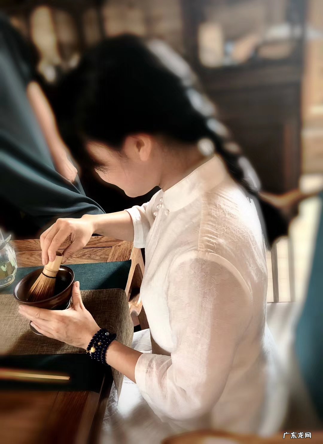 你怎么看待95后不熬夜喝花茶日常养生呢?