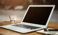 第三代电子计算机使用的电子元器件是什么 第三代计算机采用的电子元件是什么材料