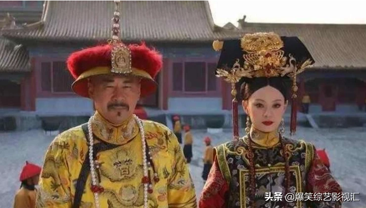 《甄嬛传》最后一集中，为什么甄嬛对垂死的雍正说，“或许从一开始就都是错的”？