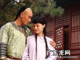 《甄嬛传》最后一集中,为什么甄嬛对垂死的雍正说,“或许从一开始就都是错的”?