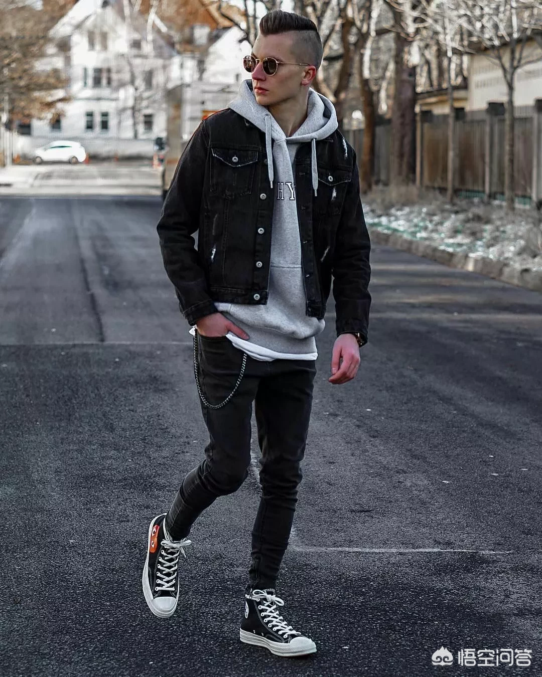 冬天搭配什么颜色的衣服好呢?