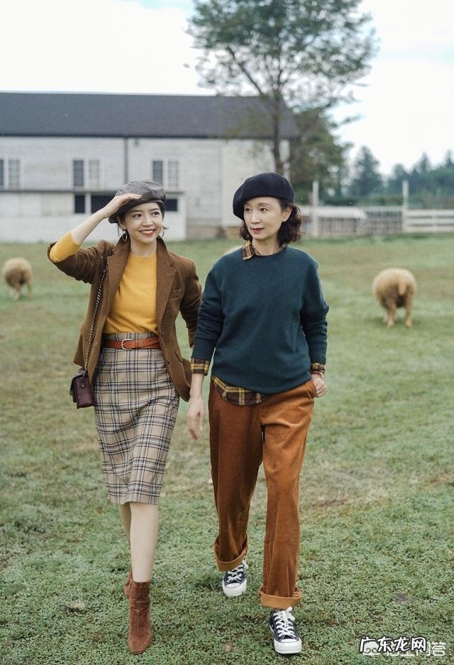 50岁的女人如何穿衣搭配，才能既舒适又优雅？