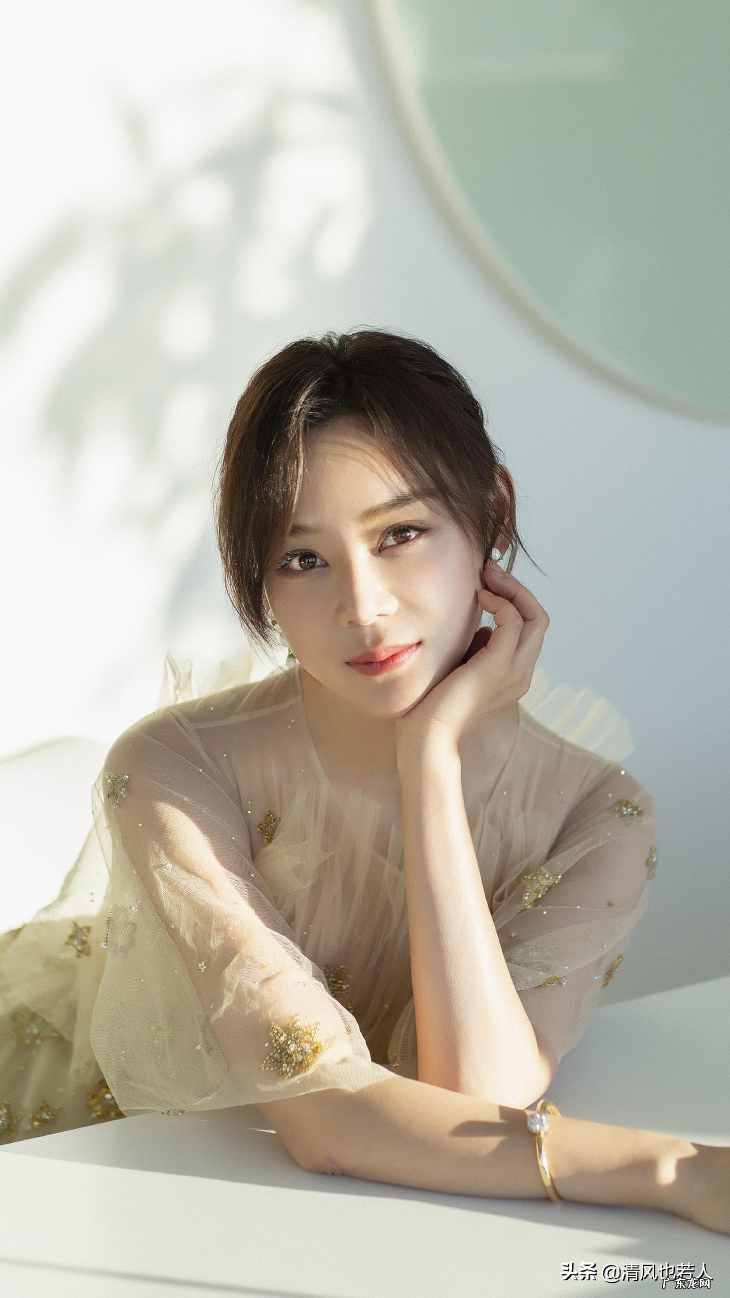 交人交心,交朋友更要交心,哪怕朋友两手空空,你认为呢?