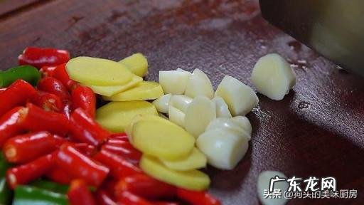 麻辣火锅家常做法及配料,麻辣火锅的配料和配菜