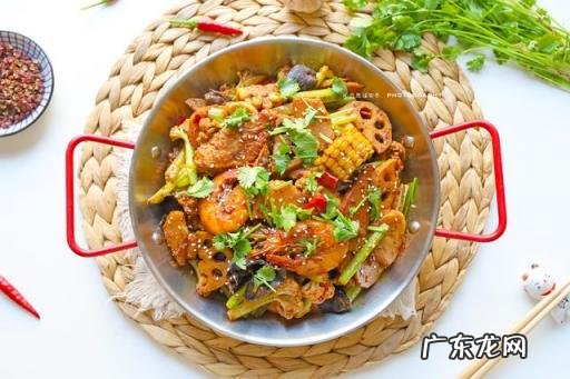 麻辣香锅的家常做法简单正宗，麻辣香锅的家常做法