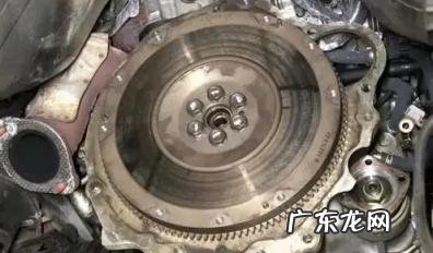 汽车飞轮坏了的表现 汽车飞轮坏了必须马上换吗