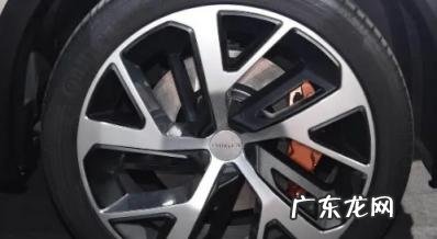 轮毂变形修复放在后轮跑高速可以吗 过了一个坑轮毂轻微变形了能修复吗