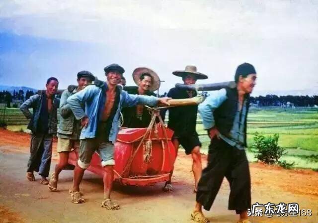 你印象深刻的过去老人讲的故事有哪些？