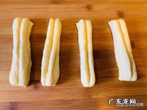 家常油条做法醒发多少时间，自制油条要醒发多久