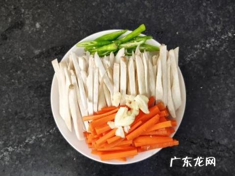 杏鲍菇家常做法需要焯水，焯水杏鲍菇怎么做