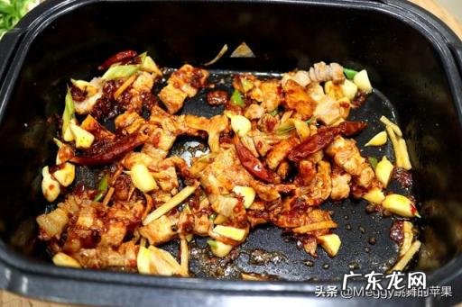 鱼丸的家常做法麻辣香锅,麻辣鱼丸的家常做法