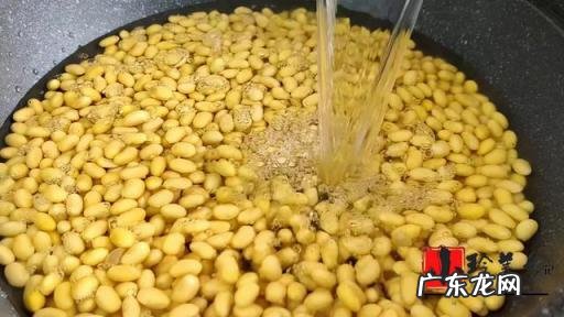 辣椒酱的家常做法黄豆酱,黄豆酱咋做辣椒酱