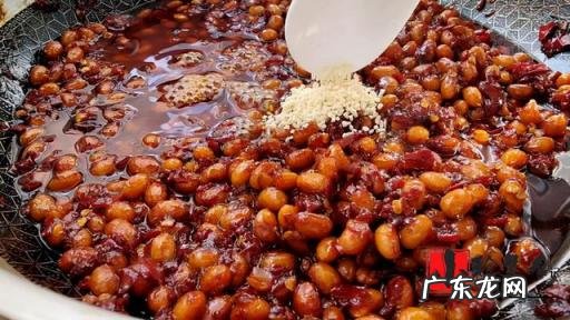 辣椒酱的家常做法黄豆酱,黄豆酱咋做辣椒酱