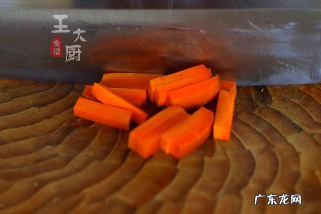 黄焖鸡米饭家常做法 正宗,黄焖鸡米饭的制作方法