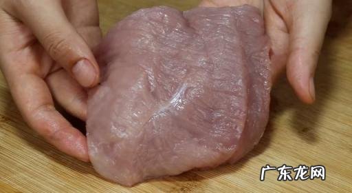 水煮肉片的正宗制作过程,纯手工自制水煮肉片