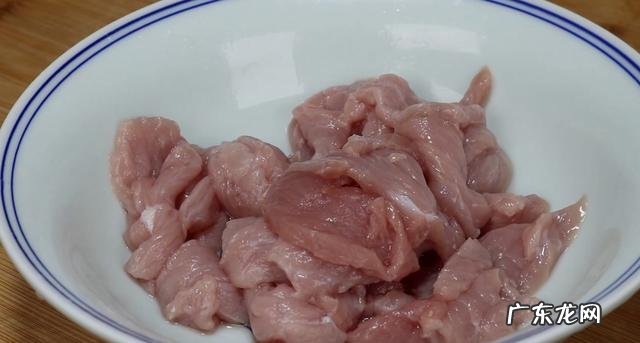 水煮肉片的正宗制作过程,纯手工自制水煮肉片